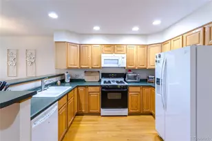 5727 W Asbury Pl, Lakewood, CO 80227 - Photo 5