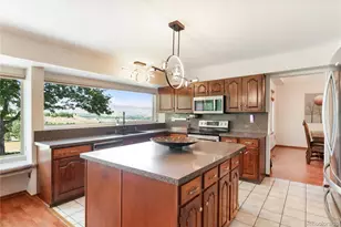 29 S Indiana Pl, Golden, CO 80401 - Photo 9