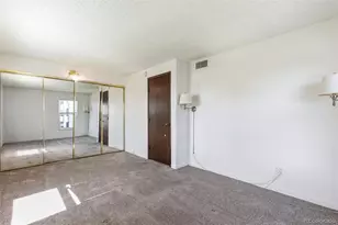 2 Adams St, Denver, CO 80206 - Photo 11