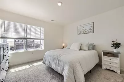 27425 E Byers Place, Aurora, CO 80018 - Photo 21