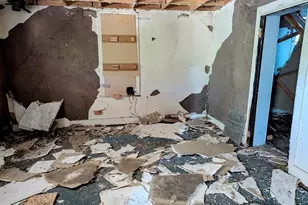 505 W 10th St, Walsenburg, CO 81089 - Photo 9