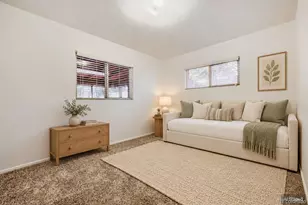 711 Troy Ct, Aurora, CO 80011 - Photo 13