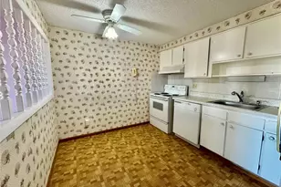 1304 S Parker Rd, Denver, CO 80231 - Photo 7