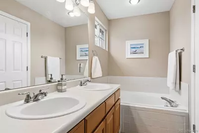 9825 Thornbury Way, Highlands Ranch, CO 80129 - Photo 15