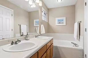 9825 Thornbury Way, Highlands Ranch, CO 80129 - Photo 15
