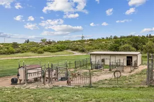 6610 Meadowbrook Ln, Sedalia, CO 80135 - Photo 37