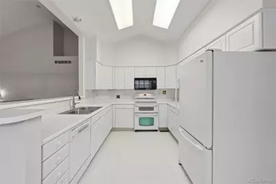 2243 S Yosemite Circle, Denver, CO 80231 - Photo 9