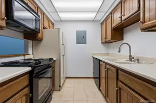 14214 E 1st Dr, Aurora, CO 80011 - Photo 13