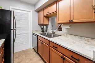8751 Chase Dr, Arvada, CO 80003 - Photo 9
