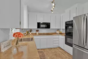 8584 E Briarwood Pl, Centennial, CO 80112 - Photo 3