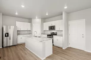 4631 Sunsplash Wy, Johnstown, CO 80534 - Photo 7