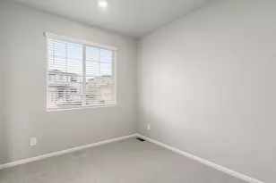 4631 Sunsplash Wy, Johnstown, CO 80534 - Photo 3