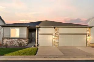 1633 Yampa River Dr, Windsor, CO 80550 - Photo 1