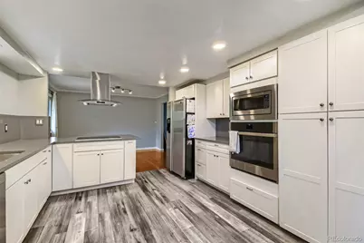 6007 W Pacific Circle, Lakewood, CO 80227 - Photo 9