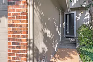 3140 Eastwood Ct, Boulder, CO 80304 - Photo 3
