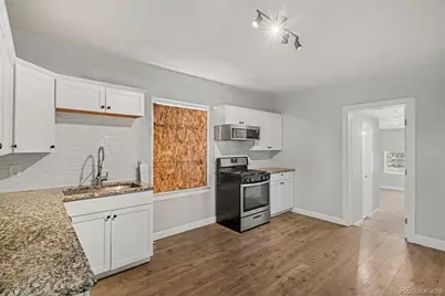 5750 Emerson Street, Denver, CO 80216 - Photo 9