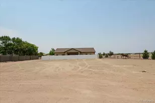 606 S Calaveras Dr, Pueblo, CO 81007 - Photo 35