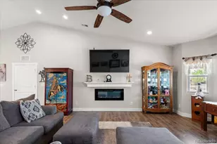 606 S Calaveras Dr, Pueblo, CO 81007 - Photo 9