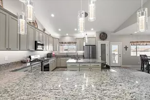 606 S Calaveras Dr, Pueblo, CO 81007 - Photo 21