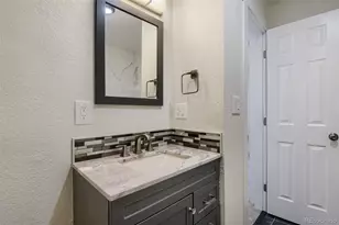 17464 E Temple Dr, Aurora, CO 80015 - Photo 11