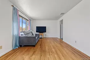 3015 Carson St, Aurora, CO 80011 - Photo 9