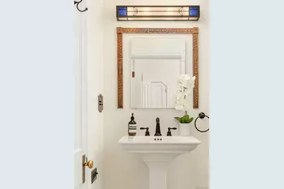 9 S Pennsylvania Street, Denver, CO 80209 - Photo 7