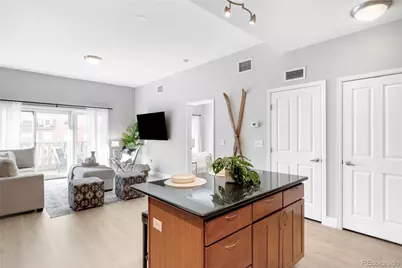 1950 N Logan Street #901, Denver, CO 80203 - Photo 7