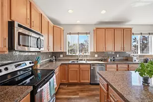 10145 Pitkin Way, Commerce City, CO 80022 - Photo 17