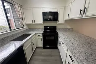 56 S Nome St, Aurora, CO 80012 - Photo 9