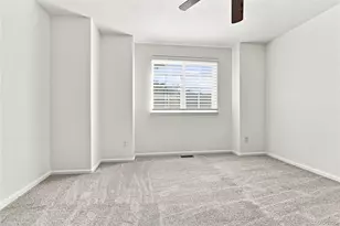 4249 S Killarney St, Aurora, CO 80013 - Photo 31