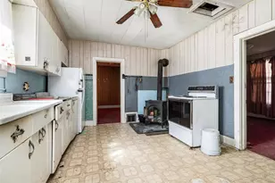 136 Sproull Ave, Walsenburg, CO 81089 - Photo 11