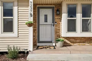 9237 W Nichols Pl, Littleton, CO 80128 - Photo 3