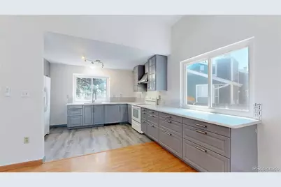 4381 E 126th Place, Thornton, CO 80241 - Photo 3