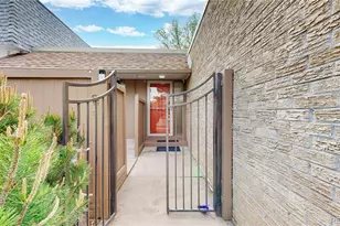 153 S Vance Ct, Lakewood, CO 80226 - Photo 3