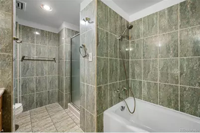 1777 Larimer Street #1010, Denver, CO 80202 - Photo 23