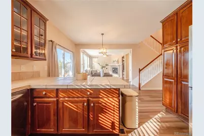 10465 Olathe Way, Commerce City, CO 80022 - Photo 9
