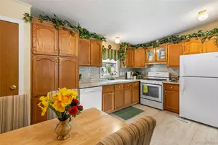 427 S Woodland Ave, Woodland Park, CO 80863 - Photo 11