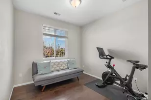 240 S Langdale Ct, Aurora, CO 80018 - Photo 3