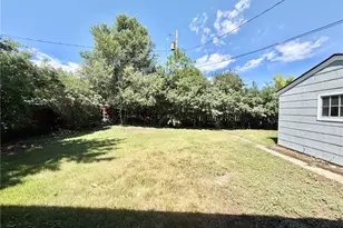 3201 S Hollyy St, Denver, CO 80222 - Photo 17