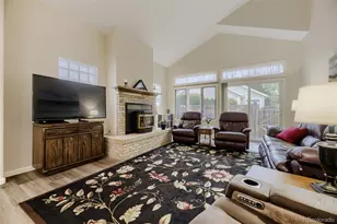 2568 S Independence Ct, Denver, CO 80227 - Photo 5