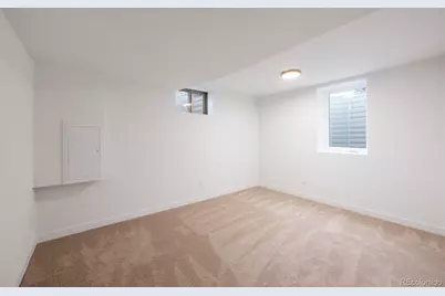 3413 S Akron Street, Denver, CO 80231 - Photo 31
