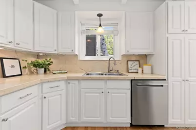2315 Jasmine Street, Denver, CO 80207 - Photo 17