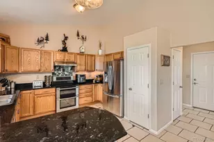 557 Highpoint Cir, Black Hawk, CO 80422 - Photo 7