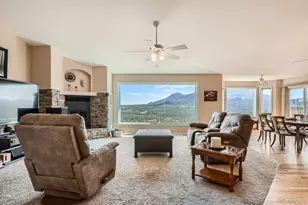 557 Highpoint Cir, Black Hawk, CO 80422 - Photo 3