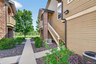 2852 W Centennial Dr, Littleton, CO 80123 - Photo 3
