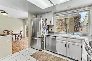 7614 S Cove Cir, Littleton, CO 80122 - Photo 9