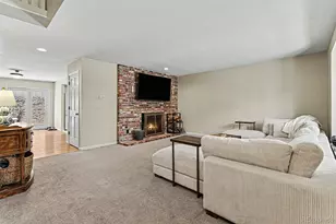 7614 S Cove Cir, Littleton, CO 80122 - Photo 5