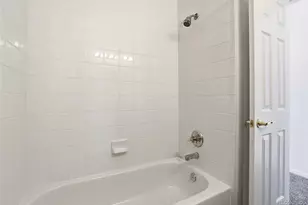 1435 S Chambers Rd, Aurora, CO 80017 - Photo 23