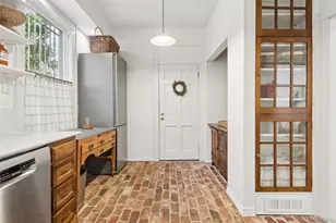 576 N Franklin St, Denver, CO 80218 - Photo 11