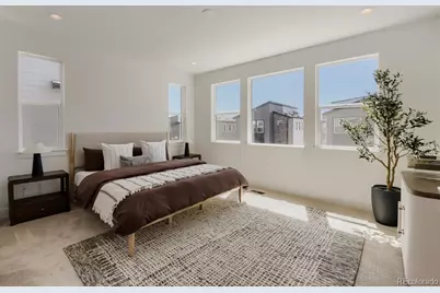 10922 E Hinsdale Circle, Centennial, CO 80112 - Photo 3